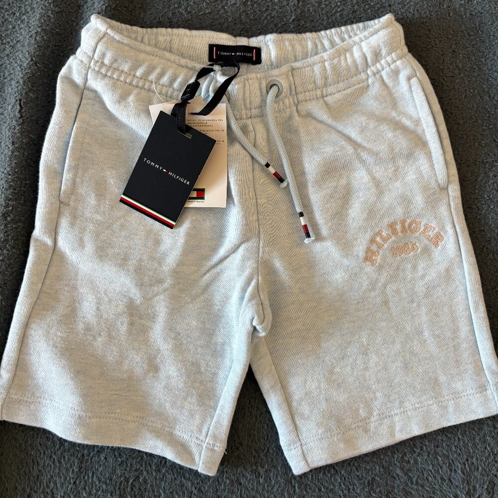 NWT Tommy Hilfiger Kids Sweat Shorts – Light Blue, Size 92 (2T-3T), Logo Detail